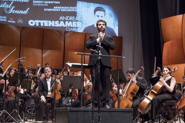 THE ENCHANTMENT OF THE CRYSTAL SOUND