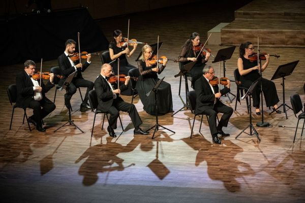 Brilliant and Cheerful Mozart