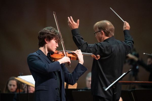 Fantastical violin dreams