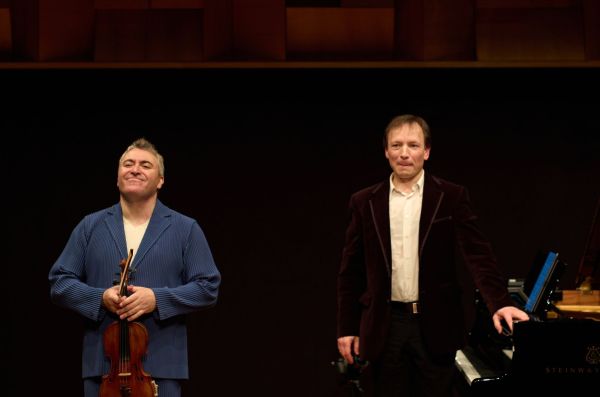 MAXIM VENGEROV: THE VIOLIN LEGEND