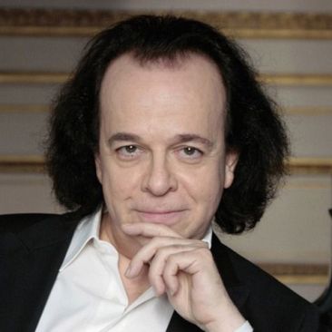 Cyprien <br>Katsaris